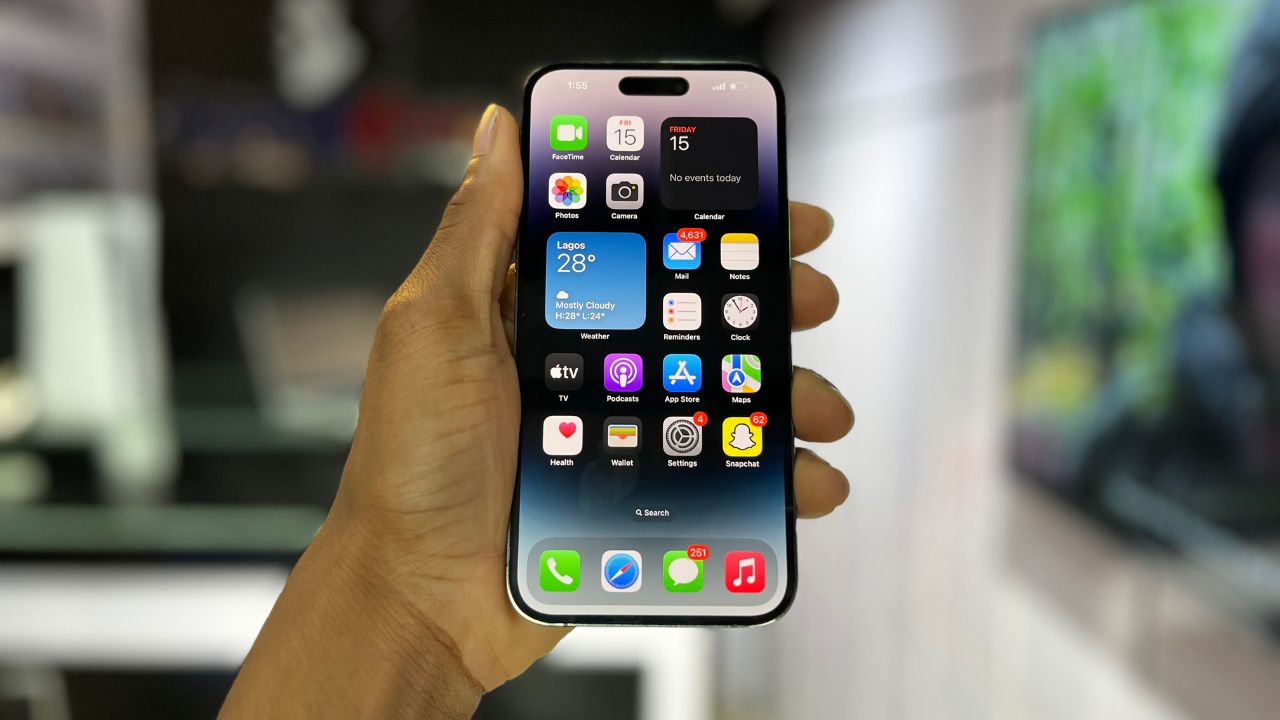 Apple iPhone 14 Pro Max gallery 2