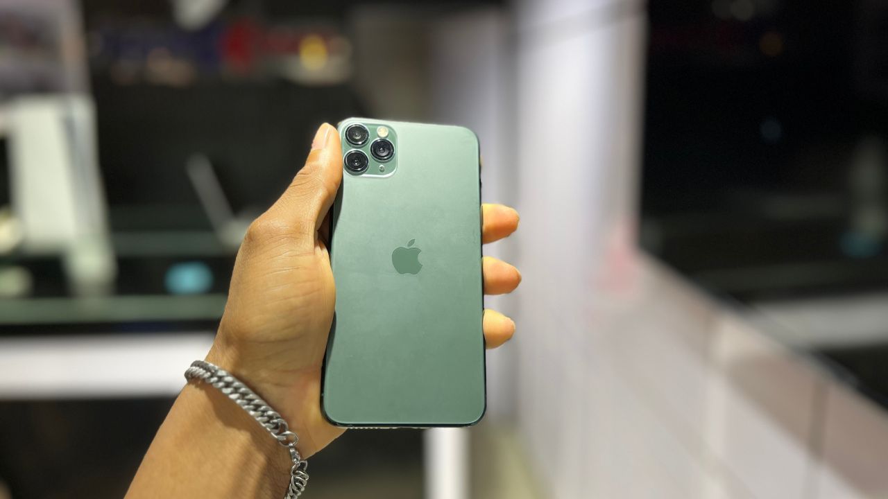 Apple iPhone 11 Pro Max gallery 1