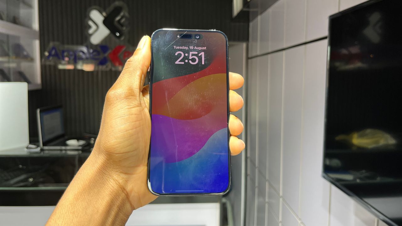 Apple iPhone 15 Pro Max gallery 3