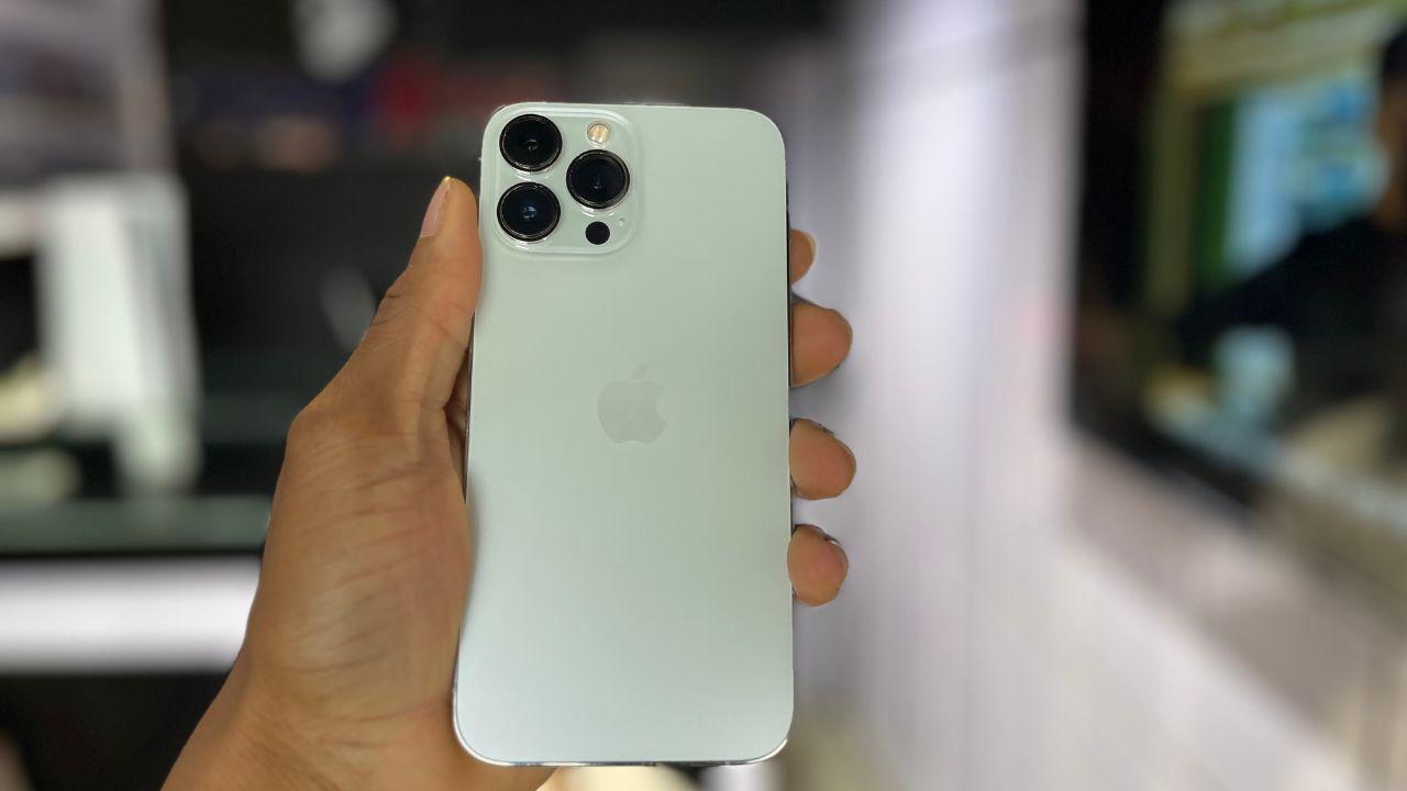 Apple iPhone 13 Pro Max gallery 1